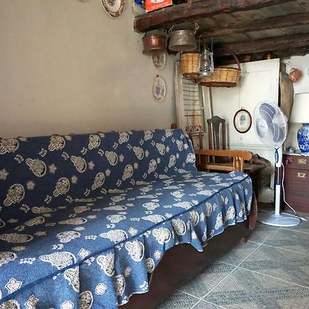 House In Skyros With An Amazing Sea View Villa Eksteriør bilde